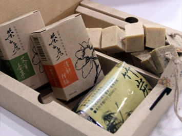 和菓森林 日月潭小三紅禮盒